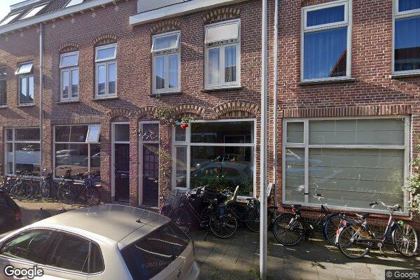Straatview Esdoornstraat 50