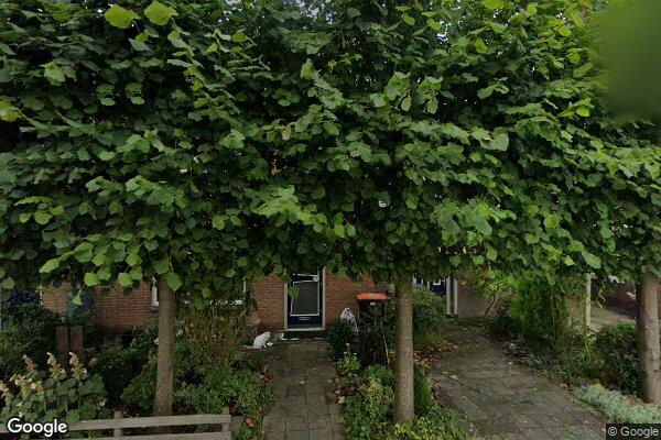 Straatview Esdoornlaan 18